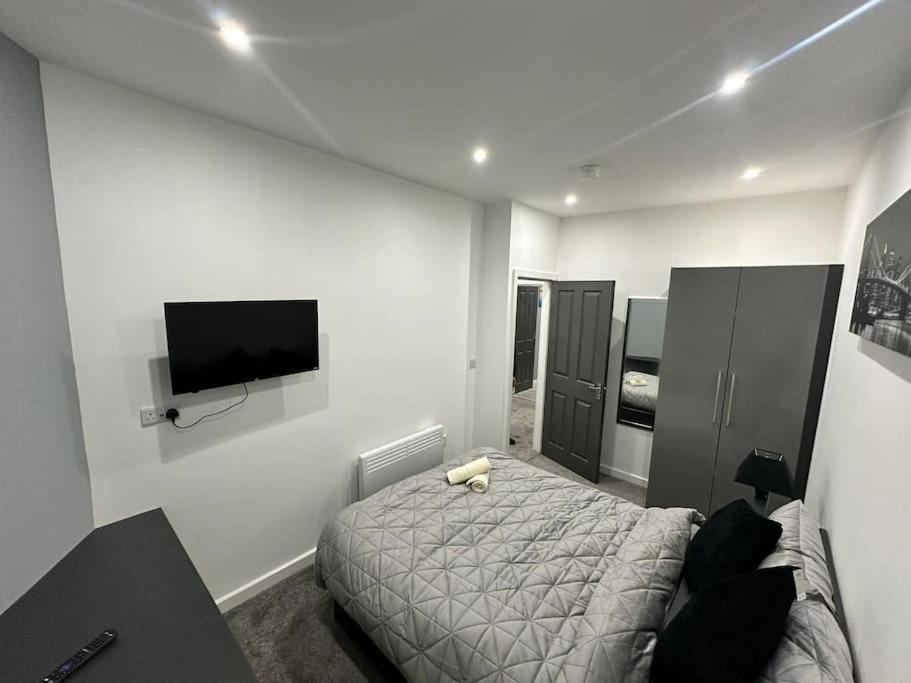 Luxurious 2 Bedroom Flat Beeston Hill Екстер'єр фото